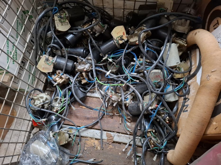 Lichidare stoc piese auto Dacia Renault