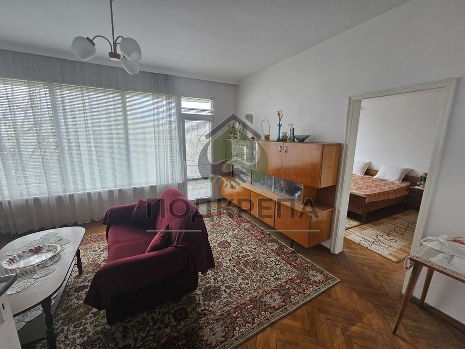 Просторен апартамент с реална квадратура в Кючук Париж – до НАП и Пар