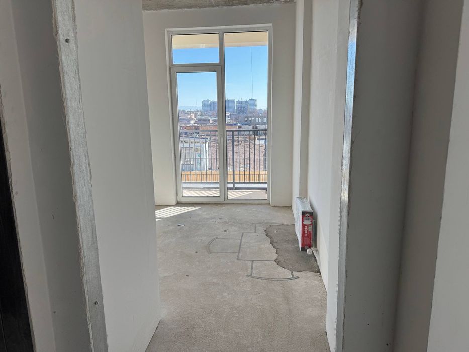 1 хонали 2 этажда NRG Jomiy 40,53 квадрат метр. 59000 келишамиз