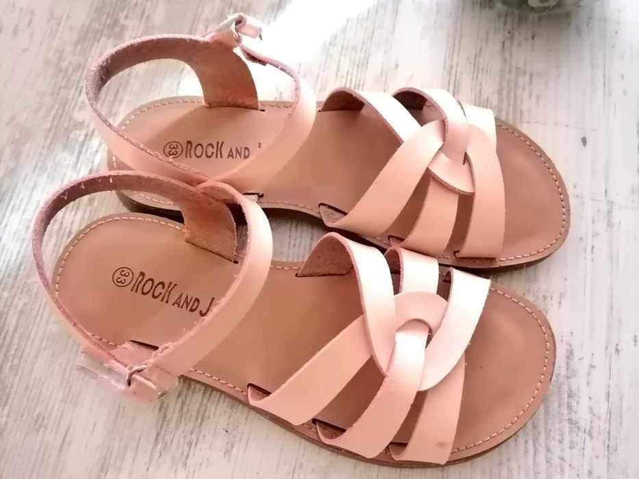 Елегантни сандали