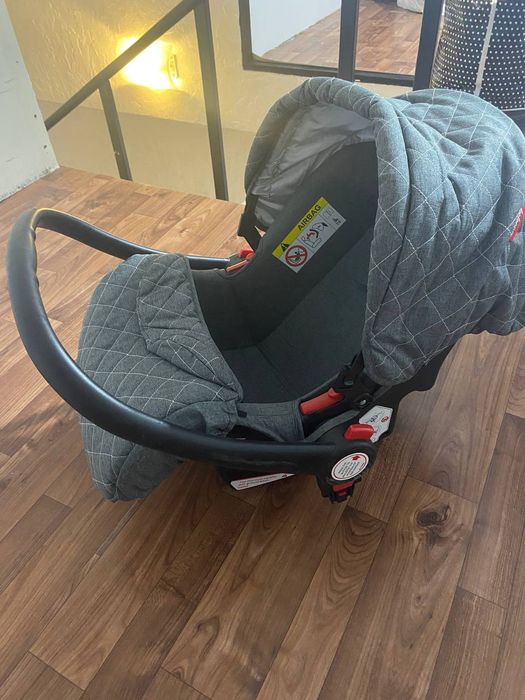 Продается Детская коляска