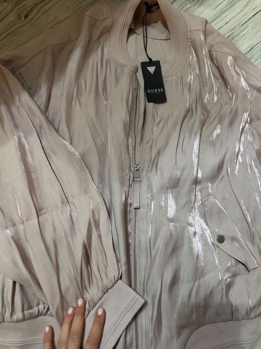 Пролетно яке Guess