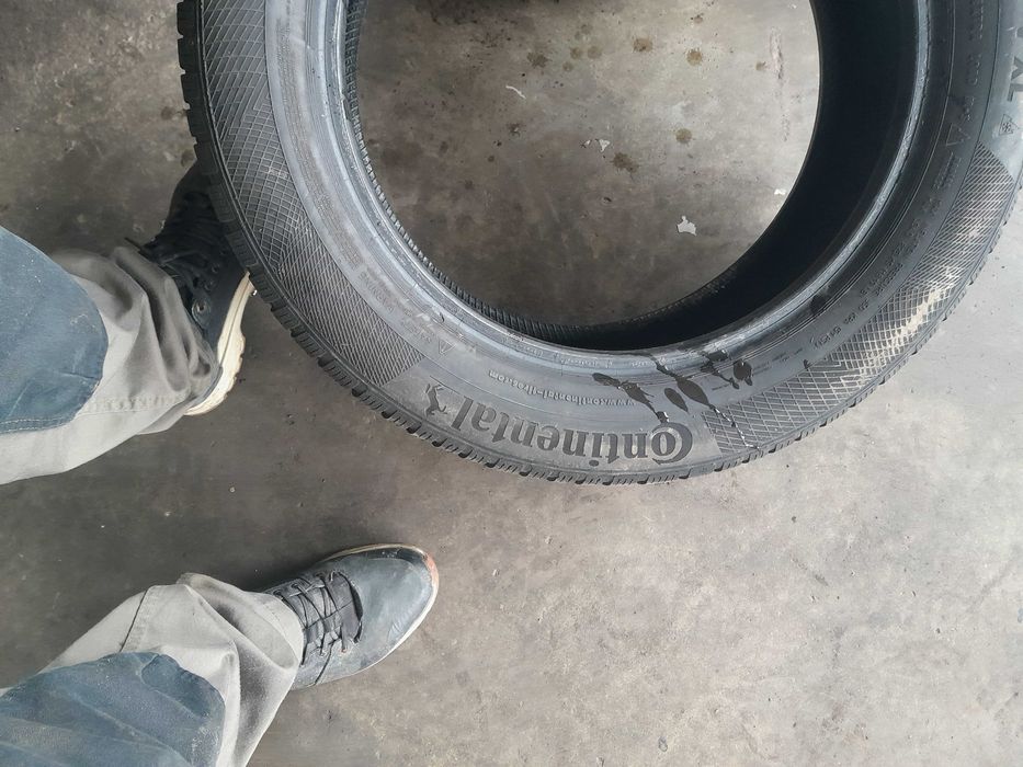 215 225 235 50 55 17