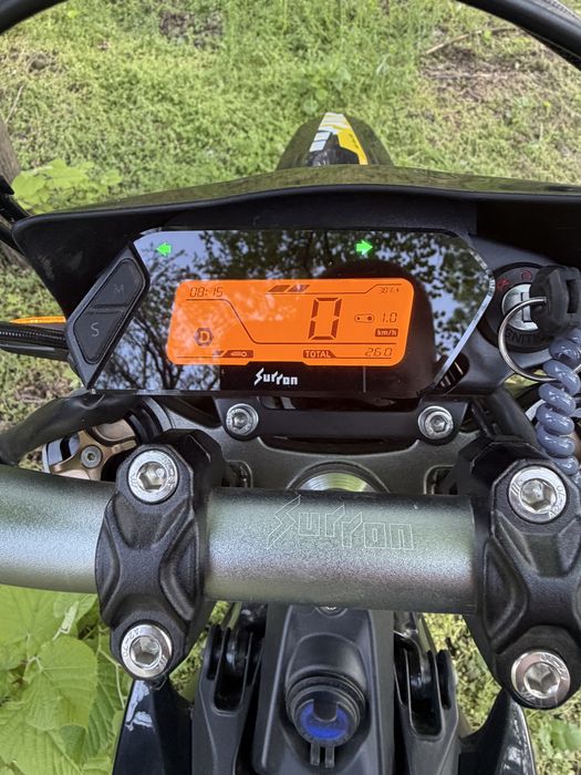 Surron Ultra Bee 2024