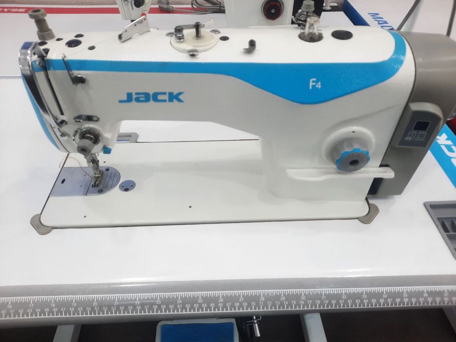 Тикув машинаси JACK F4