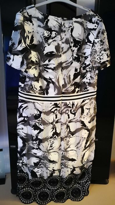 Rochie de ocazie m 44 alb cu negru Balizza