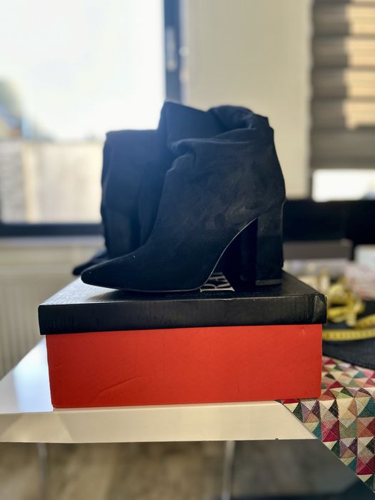 Cizme 37 cu toc masiv