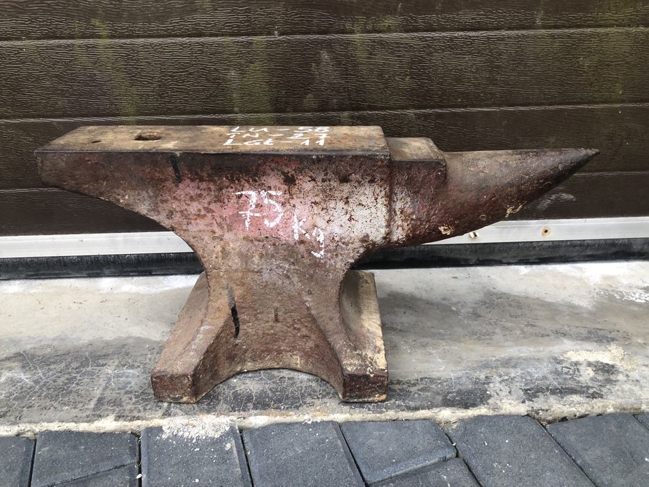 Nicovală vechi de colecție