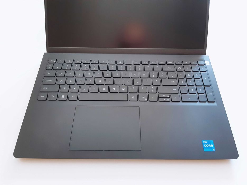Dell Vostro 3520 - Intel i5-1235U | 16GB RAM | 512GB SSD - (Отличен, Гаранция)