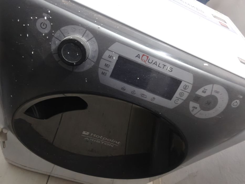 Продам стиральную машинку