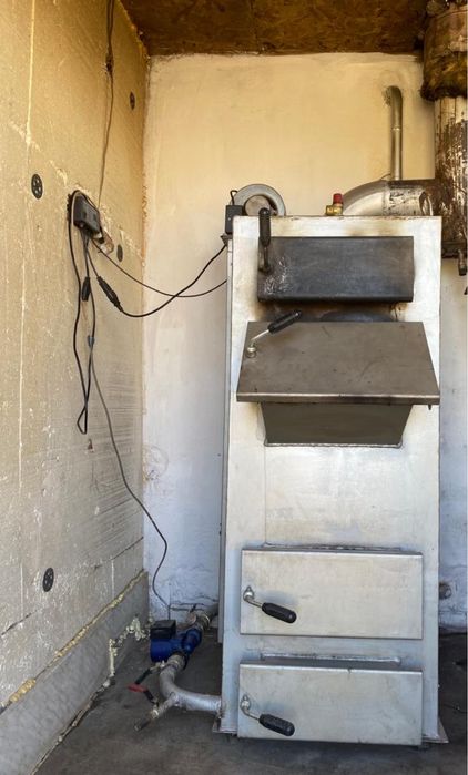 Продам двухэтажный дом