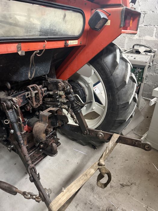 Tractor Universal 550 DT