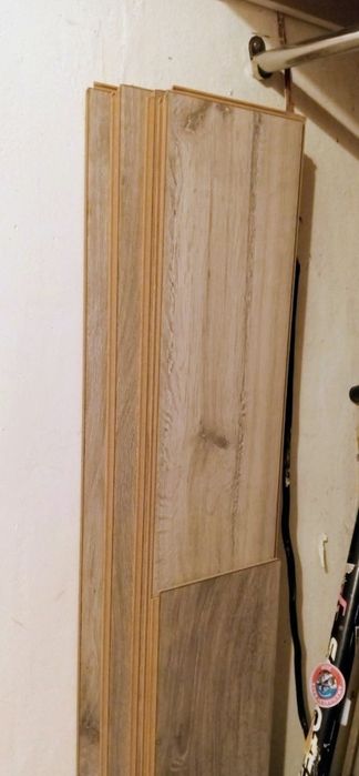 Ламинат новые 7 шт