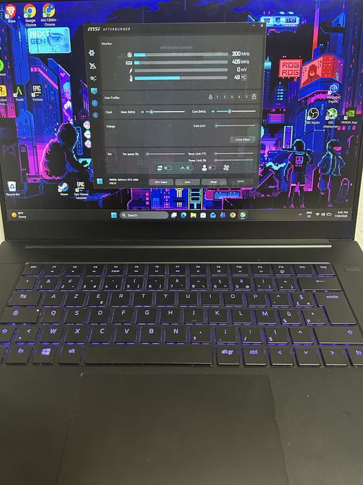 Laptop de gaming Razer plus altele