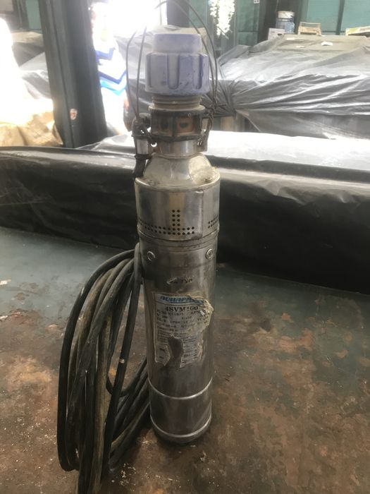 3 бр. Дълбоководни помпи за вода (Electromash, Aquapress, Ebara) – Окабелени