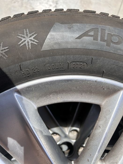 Anvelope de iarna • Michelin Alpin 5 • 215/65 R17 1000 lei/set