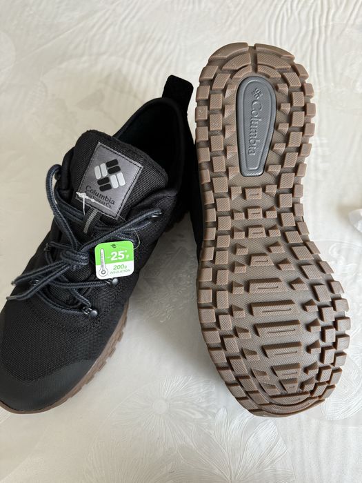 Продам зимние кроссовки!