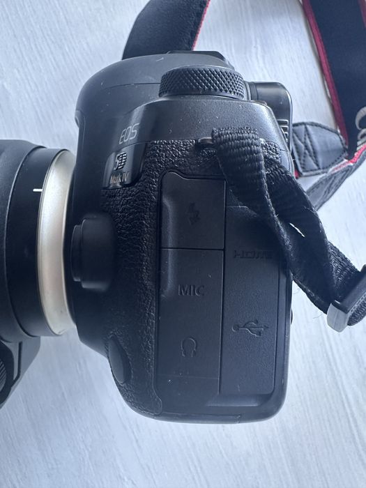 Фотоаппарат canon Mark 5d