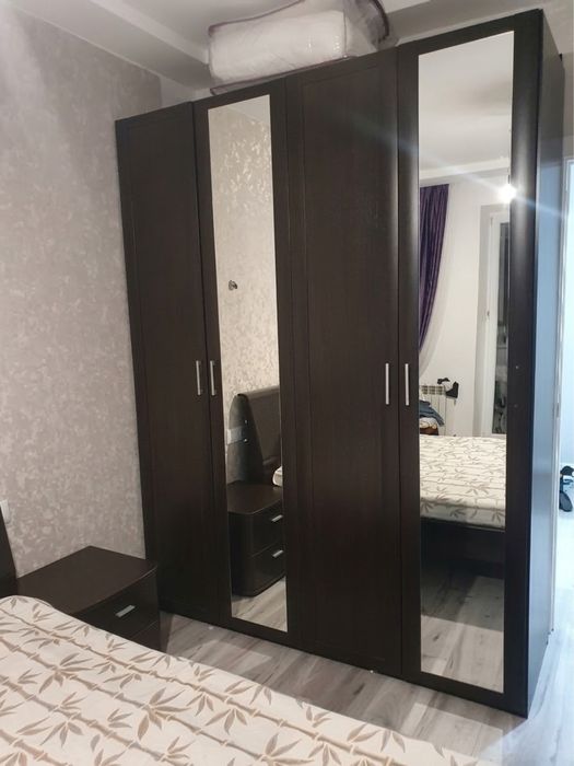 Срочно продам шкаф и кровать.
