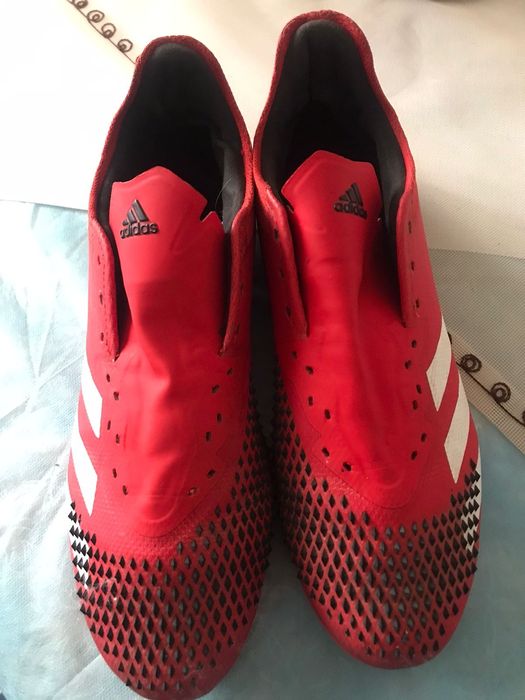 продам Адидас Предатор