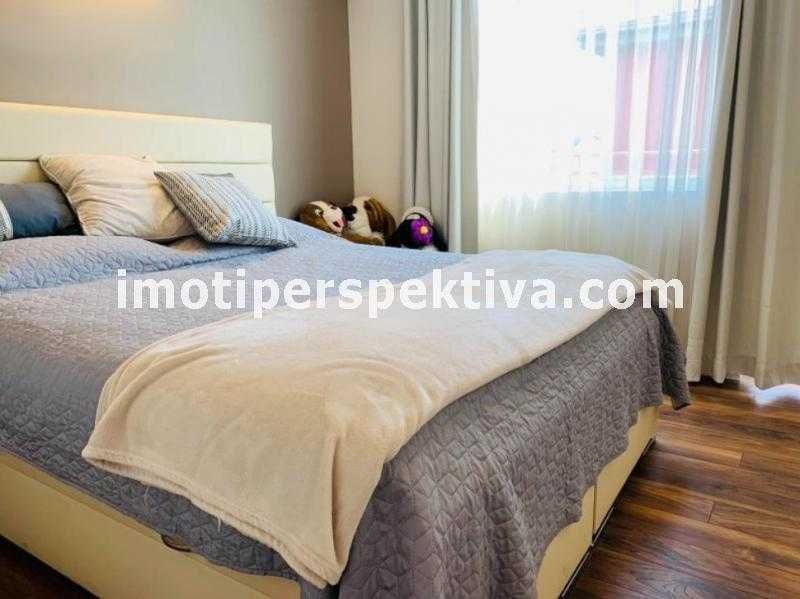 Продава се Двустаен апартамент в Пловдив, Център - 86 кв.м за 2076 €/кв.м - Снимка #2