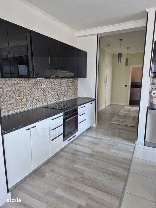 Penthouse 83 mp 3 camere 2 băi terasa 37 mp boxa la subsol Avangarden