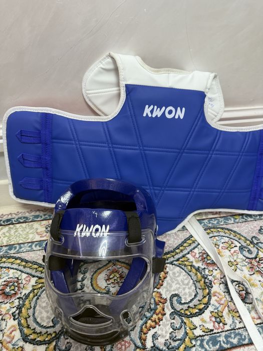 Taekvando uchun shlem va zashitnik