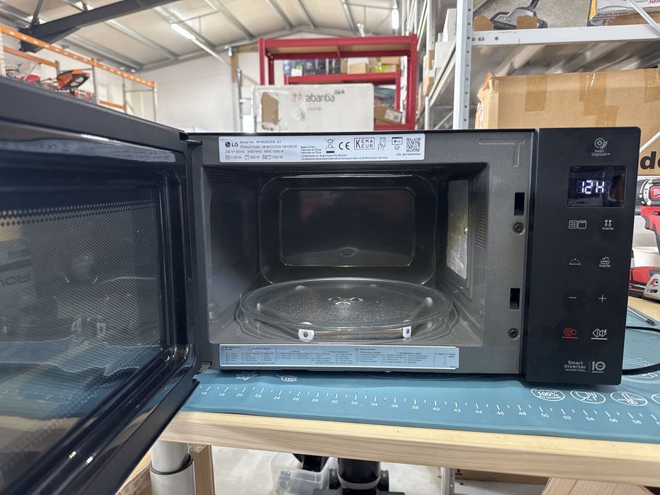 Cuptor cu micorunde LG MH6535 GDS nu incalzeste apa