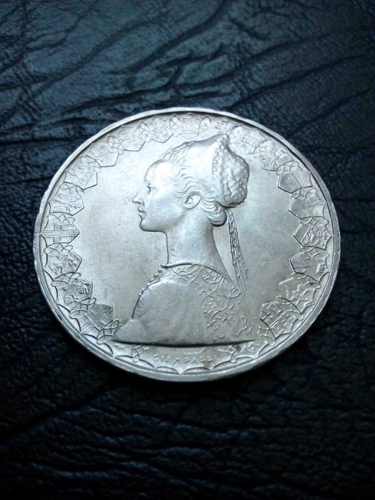 Стари сребърни монети