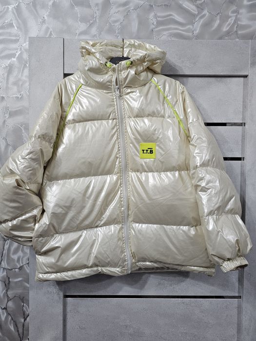 Пуховик для девочки, б/у , 10-12 лет.