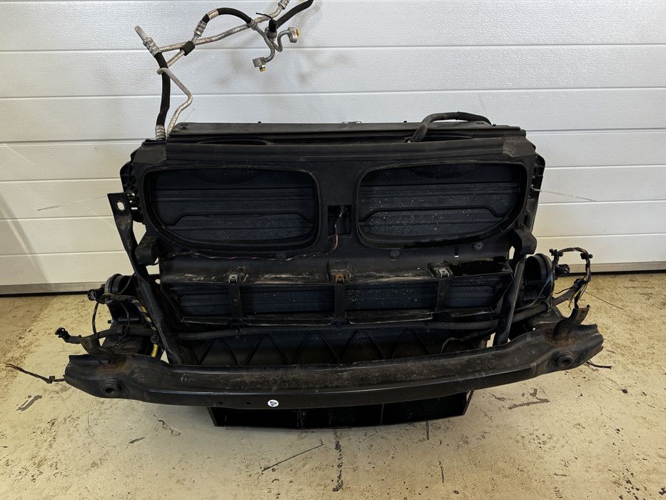 Trager calandru BMW X5 x6 e70 e71 2012 facelift