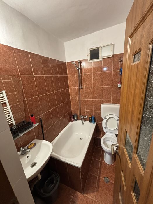 Vand apartament 2 camere 42mp