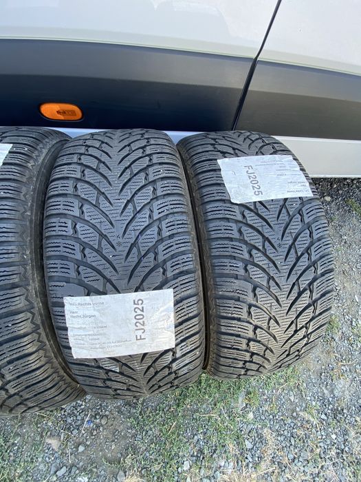 235/55/18/  Nokian tures wr suv 4