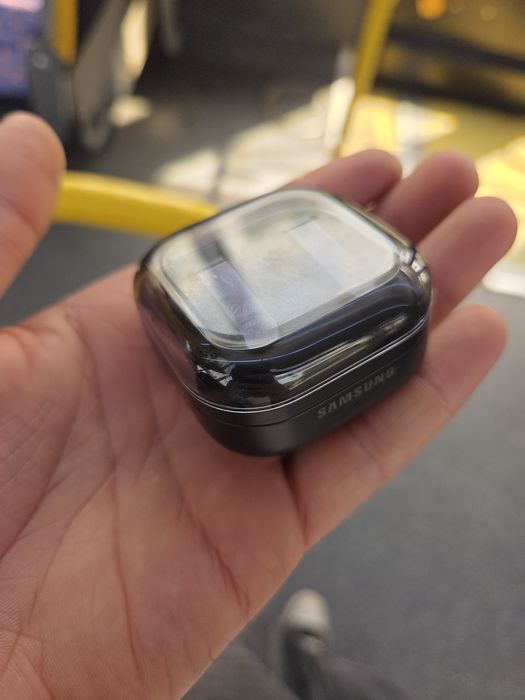 продам Samsung buds 4