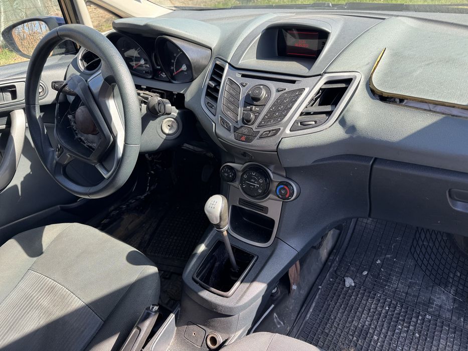 Ford Fiesta 7 1.25 на части