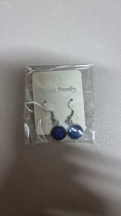 Продам новые серьги