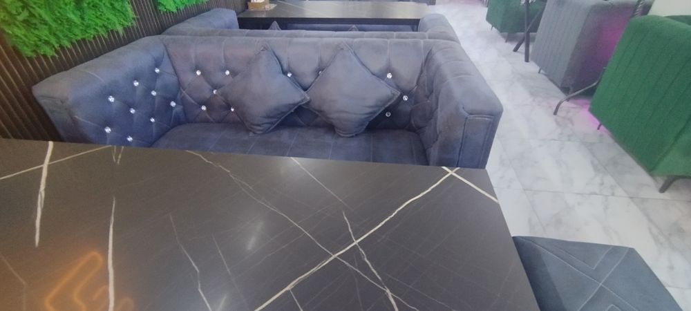 Divan va kreslolar sotiladi