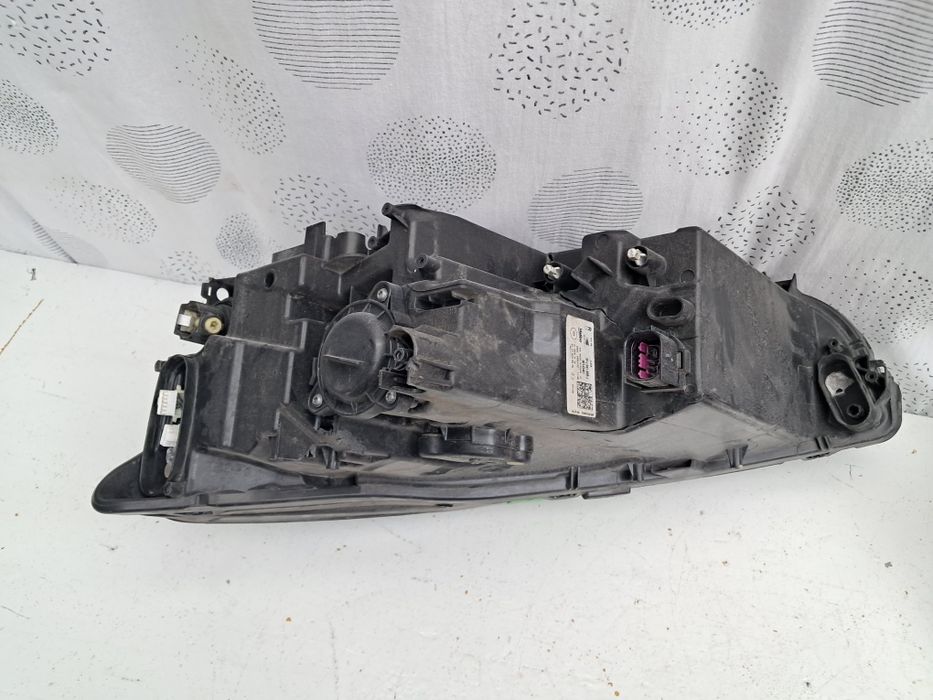 Фар  халоген  Seat Tarraco 2022г