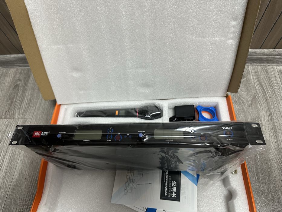Двойной радиомикрофон JBL vm-500