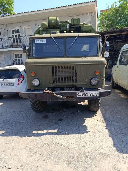 ГАЗ 66 находу отличный состаяния