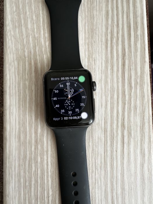 Продам часы Apple