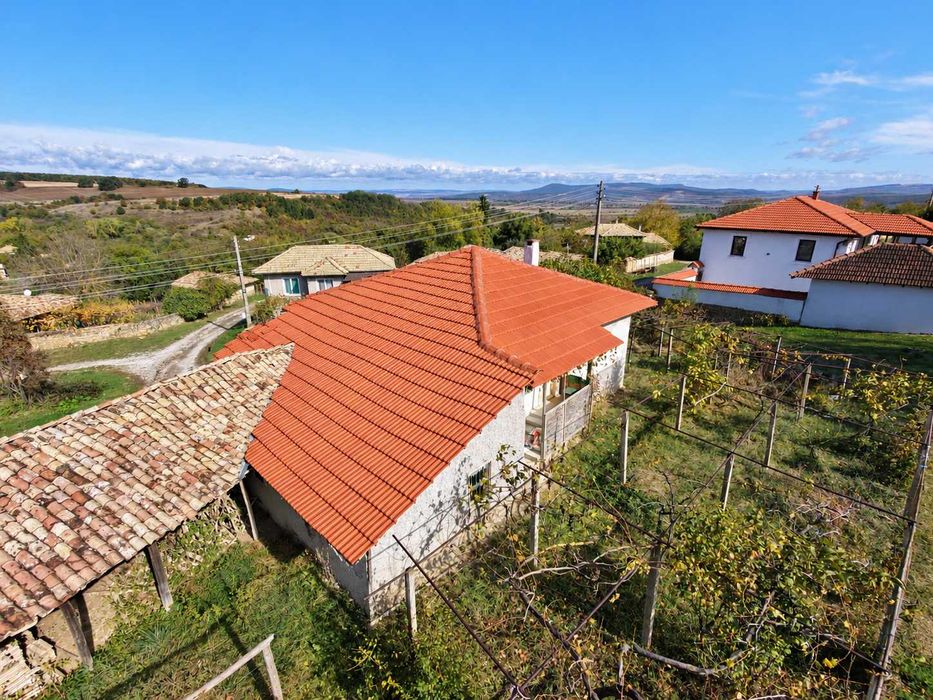 Продава се Къща в с. Звезда, Област Търговище - 80 кв.м за 363 €/кв.м - Снимка #1