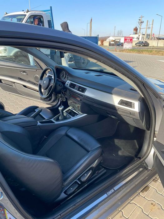 De vanzare bmw e92 320d