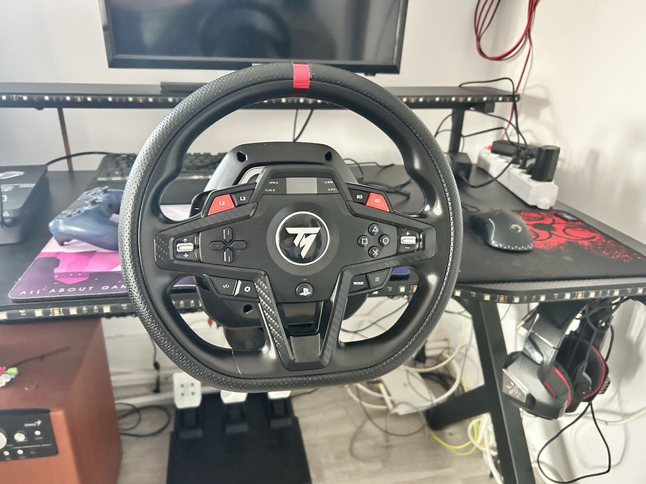 Volan gaming Thrustmaster t248R cu pedale.
