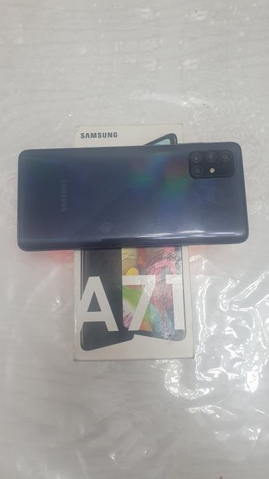 А71 самсунг холити яахши