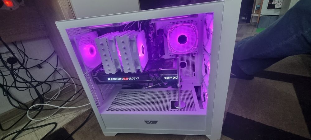 PC gaming i5 14600k RX6800XT