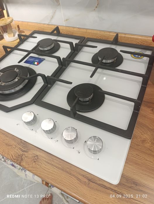 Срочно варочная панель от Midea