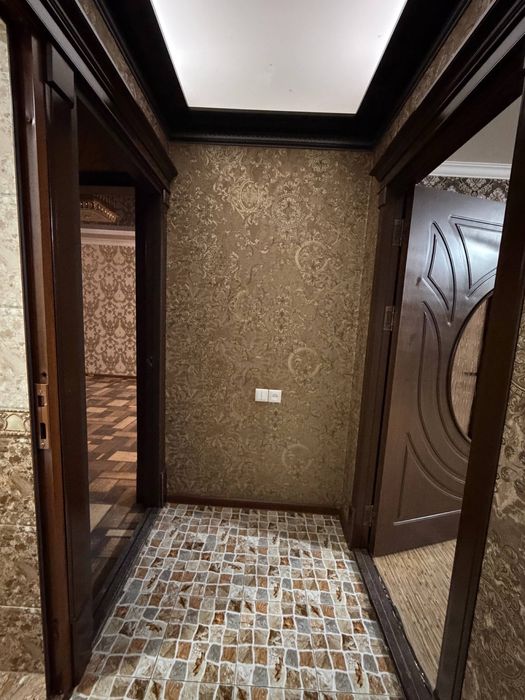 Квартира 3х комнатная, переделанная в 4 комнатную. 4х этажный дом 2 эт