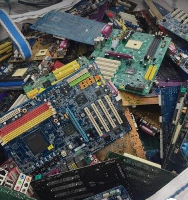 Принимаем плата разного вида 24/7 дорого