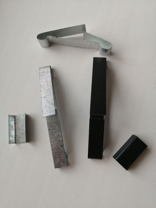 Крепеж крепления греющего кабеля